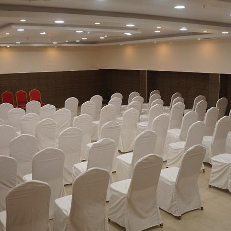 Kani Residency Hotel Тутікорин Екстер'єр фото