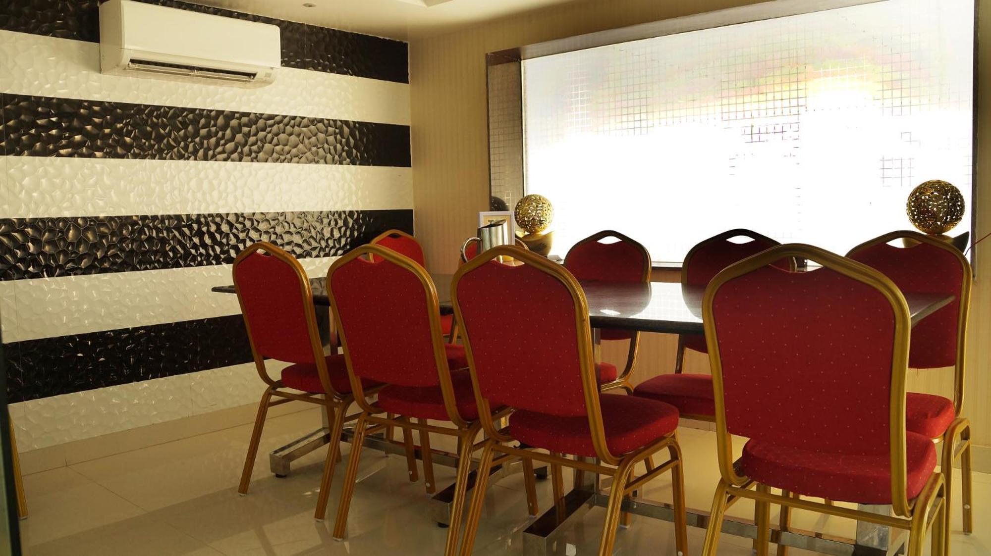 Kani Residency Hotel Тутікорин Екстер'єр фото