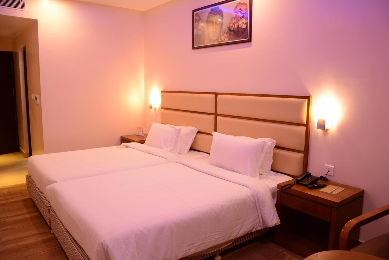 Kani Residency Hotel Тутікорин Екстер'єр фото